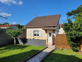 F2 duplex standing de 35 m2 à 3 min du canal de l'ourcq